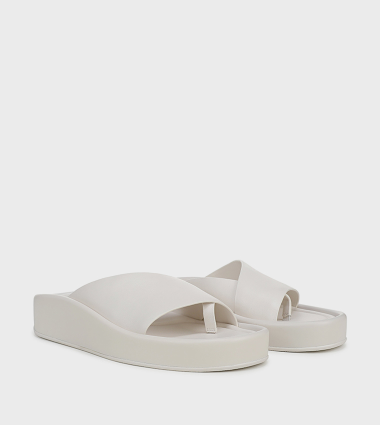 ناتشيراليزر  الصنادل المسطحة - أبيض Flat Sandals