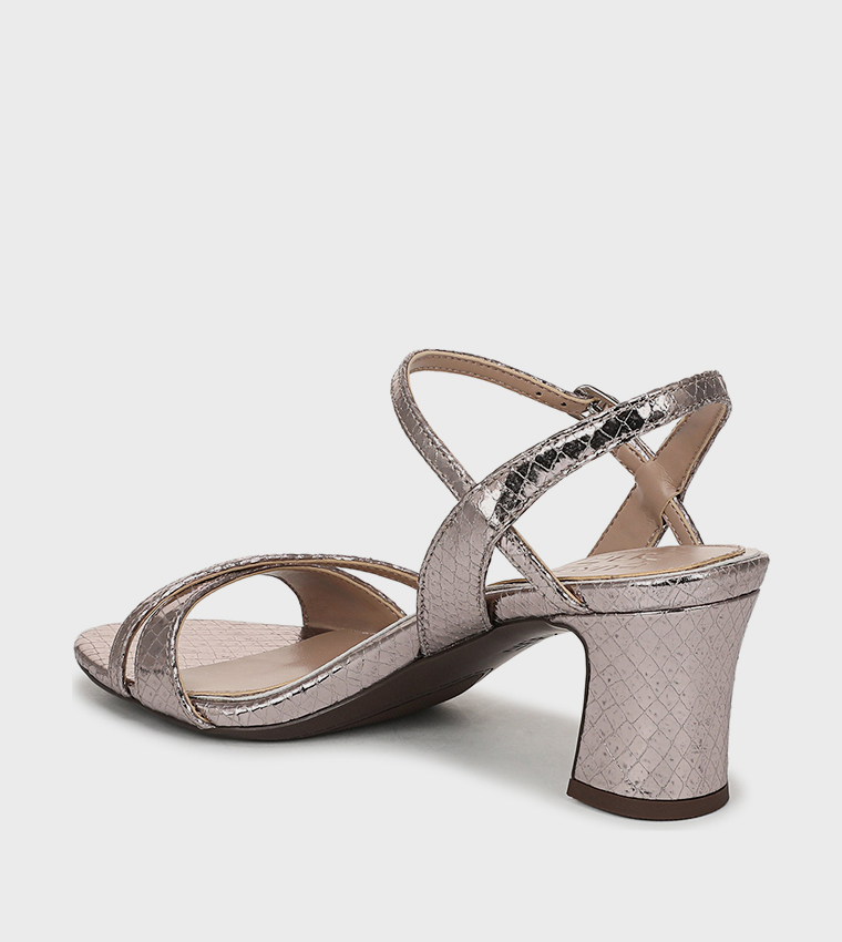 صندل كعب ناتري بمقدمة بأحزمة متقاطعة 