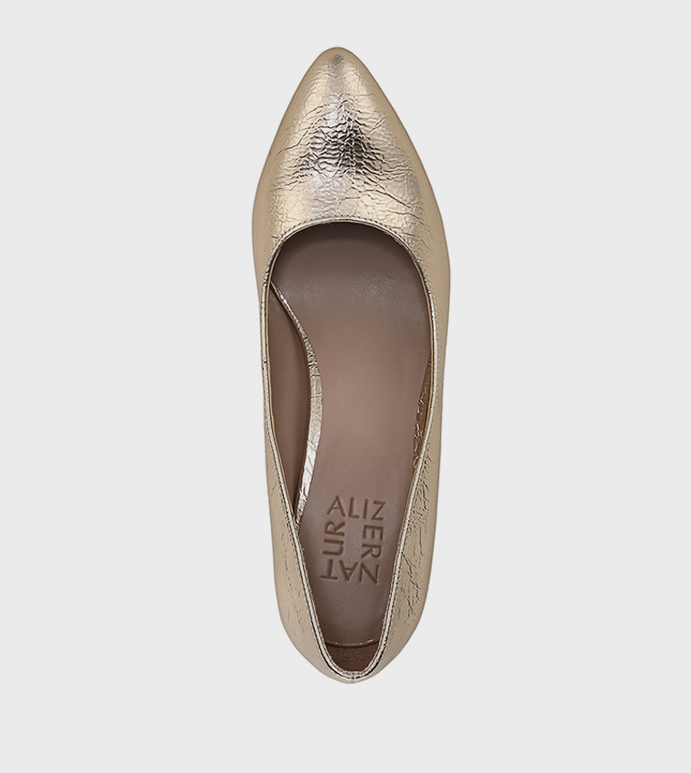 حذاء كعب بنقشة 