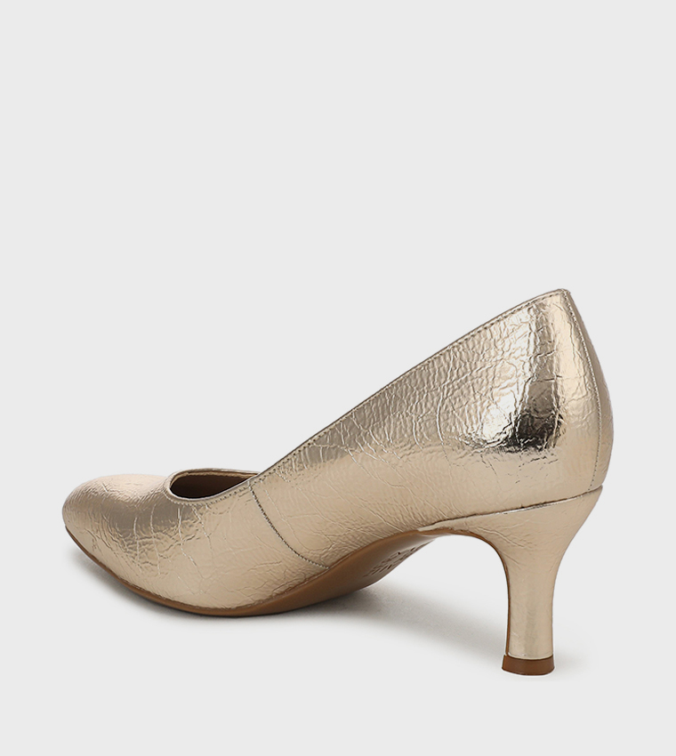 حذاء كعب بنقشة 