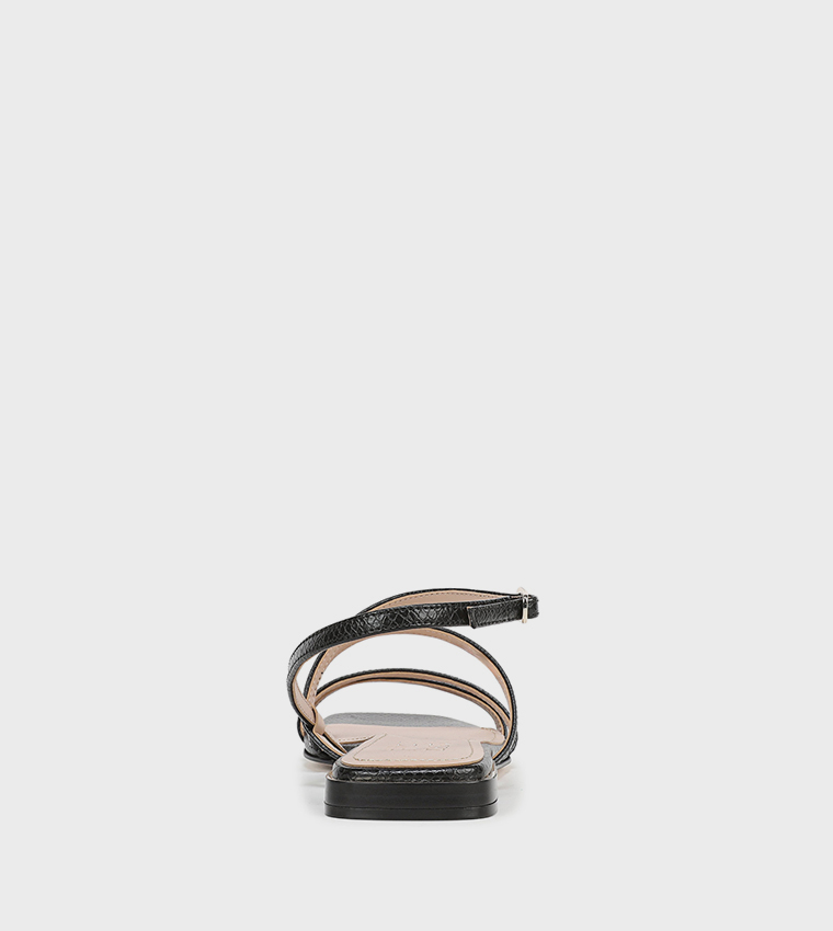 ناتشيراليزر  الصنادل المسطحة - أسود Flat Sandals