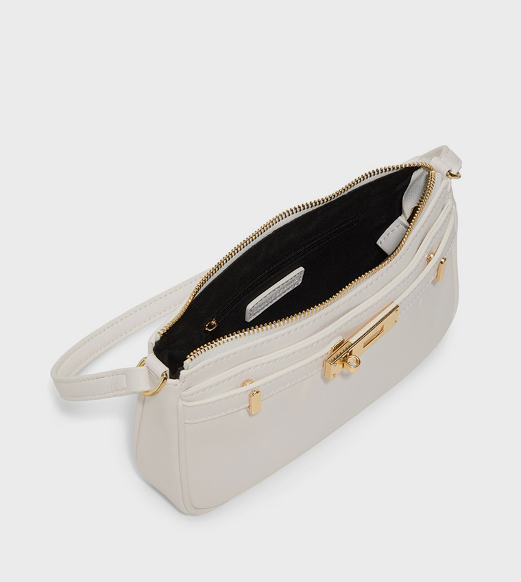 JAQUELINNE Textured Shoulder Bag