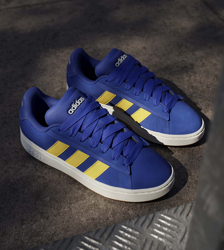 GRAND COURT ALPHA Lace Up Sneakers