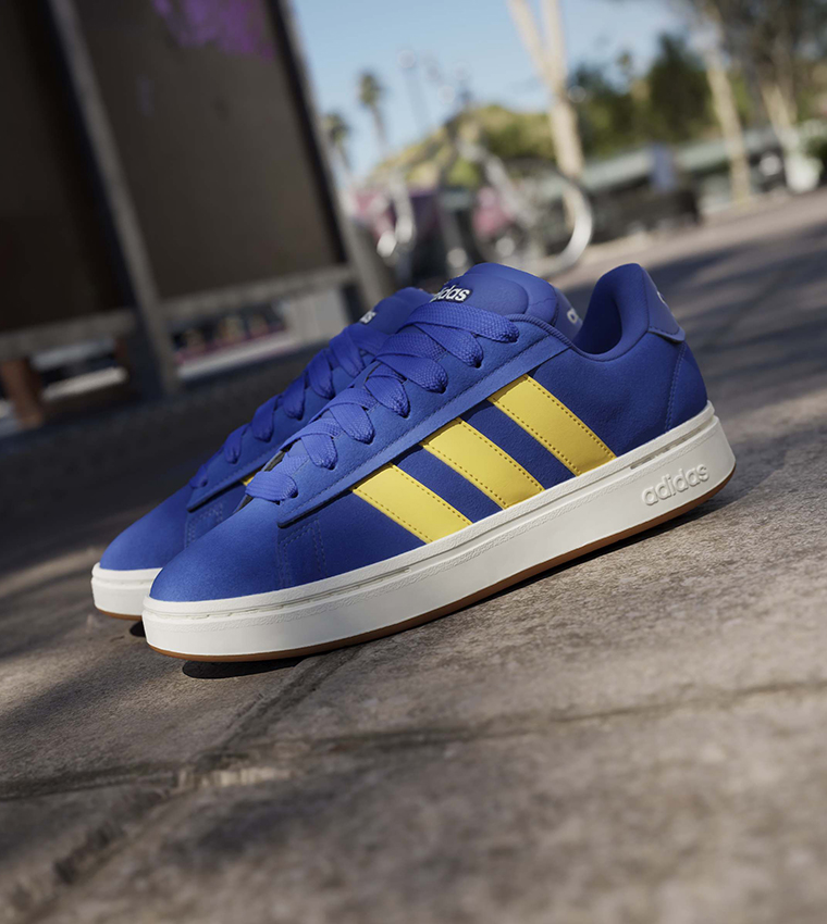 GRAND COURT ALPHA Lace Up Sneakers