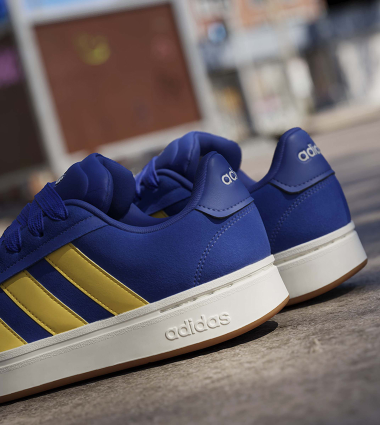 GRAND COURT ALPHA Lace Up Sneakers