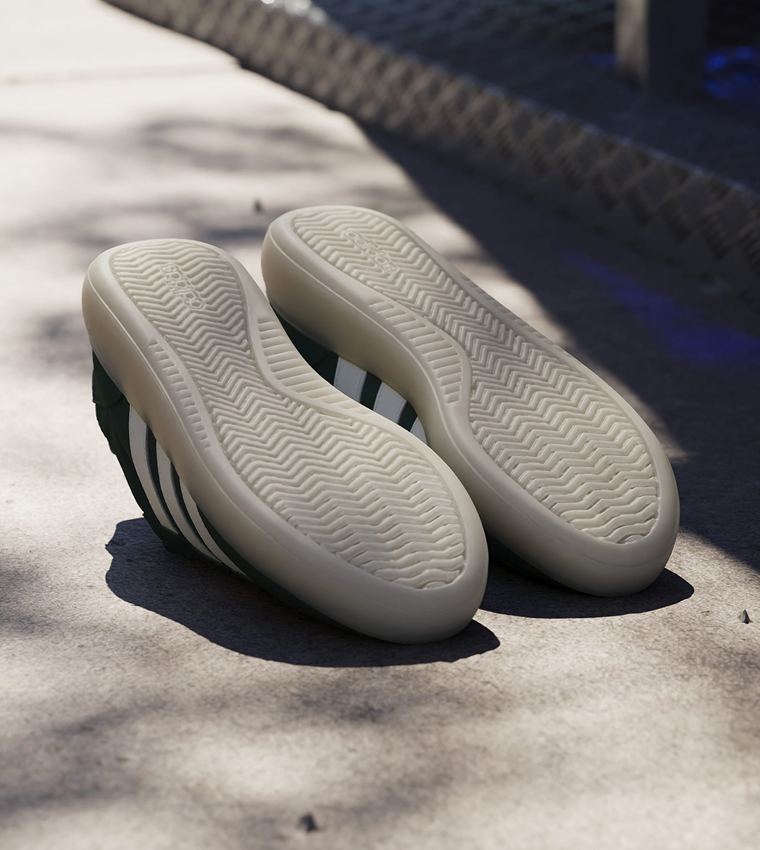 BARREDA DECODE Stripe Detail Lace-Up Sneakers