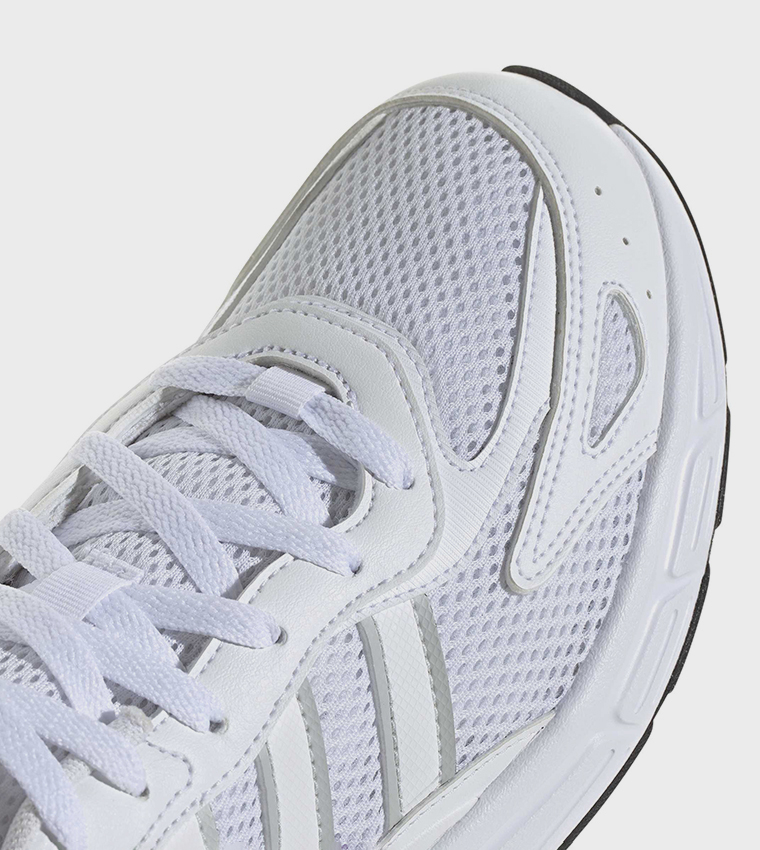 ECLYPTIX 2000 Stripe Detail Lace-Up Sneakers