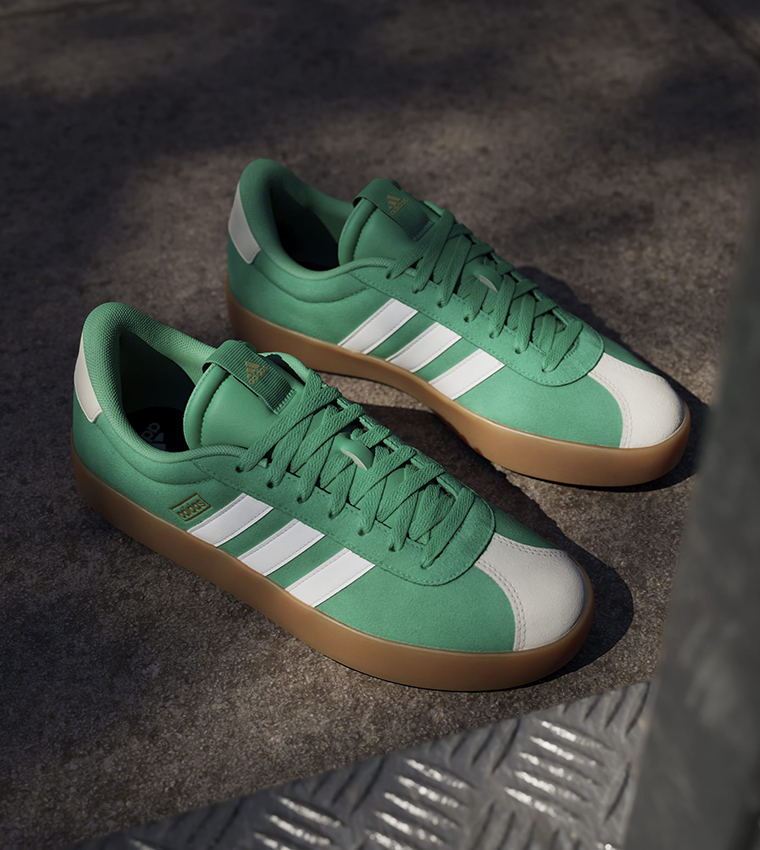 VL COURT 3.0 Lace Up Sneakers