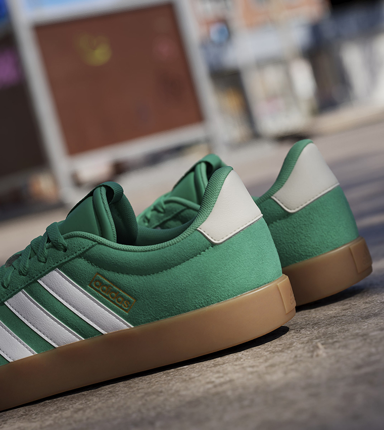 VL COURT 3.0 Lace Up Sneakers