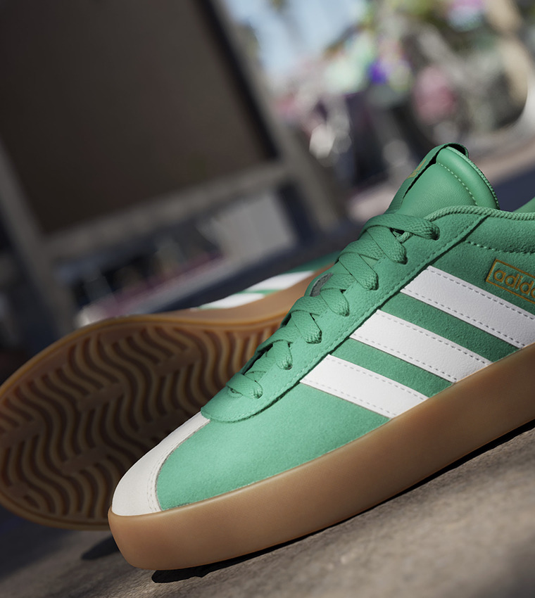 VL COURT 3.0 Lace Up Sneakers