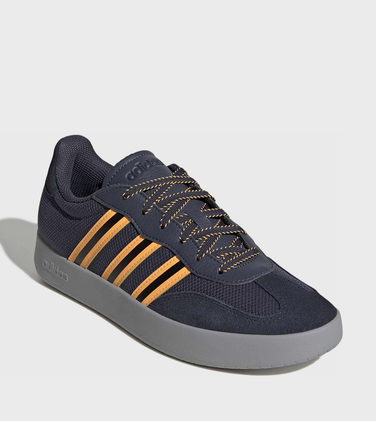 سنيكرز باريدا مخطط برباط