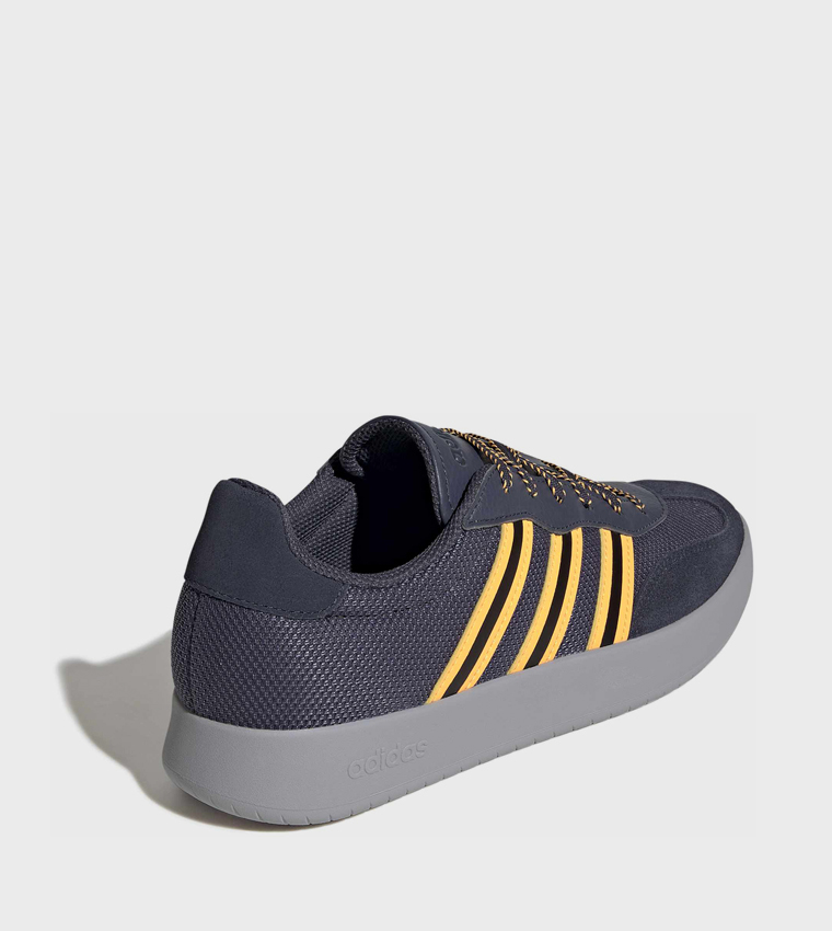 سنيكرز باريدا مخطط برباط