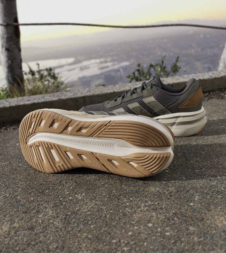 ASTRASTAR Stripe Detail Lace-Up Sneakers