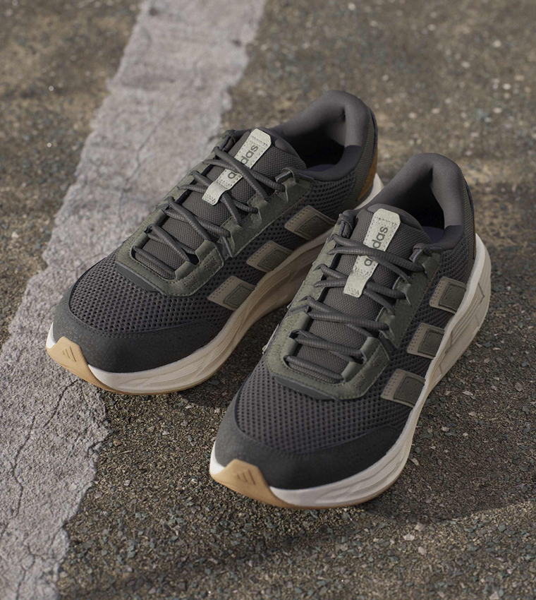 ASTRASTAR Stripe Detail Lace-Up Sneakers