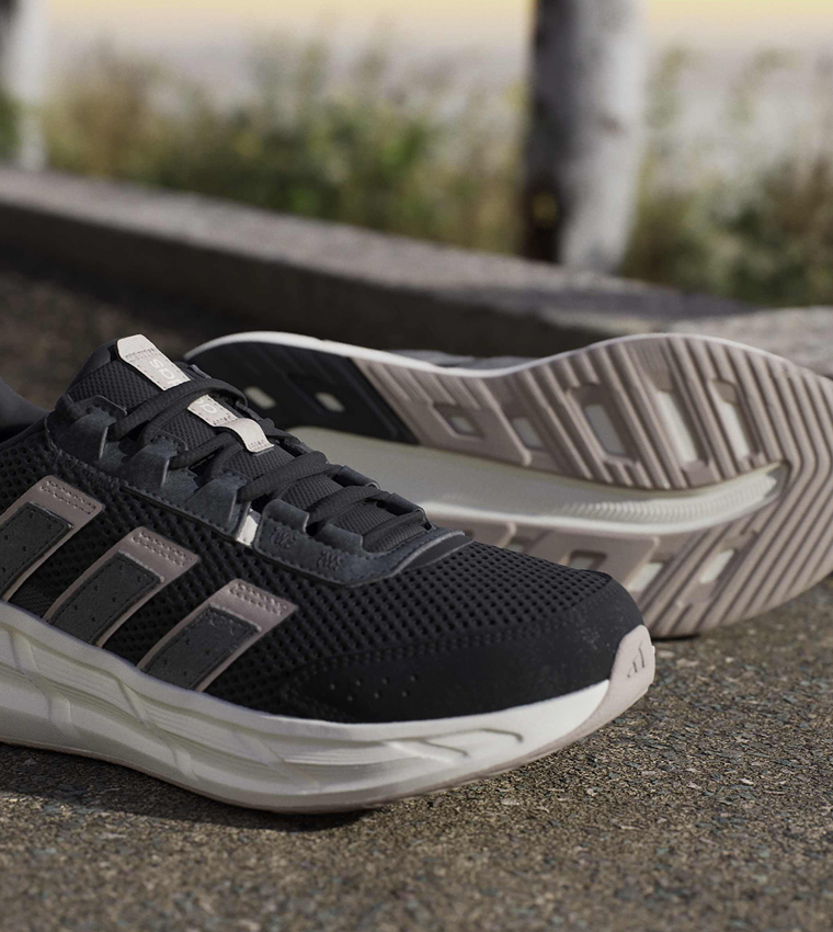 ASTRASTAR Stripe Detail Lace-Up Sneakers