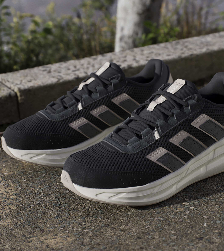 ASTRASTAR Stripe Detail Lace-Up Sneakers