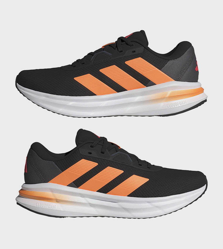 حذاء جري جالاكسي 7 مخطط برباط