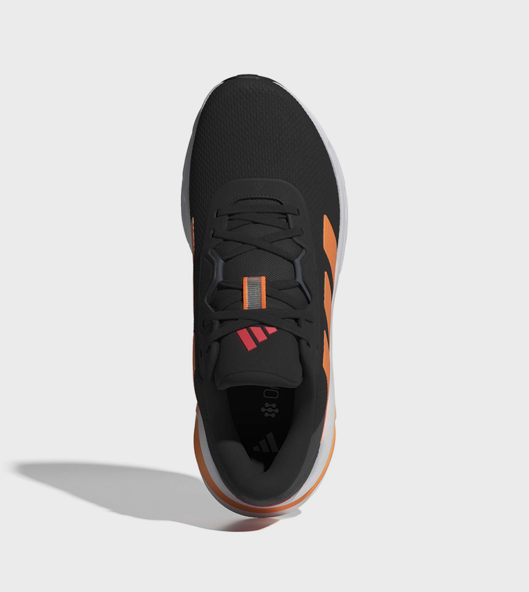 حذاء جري جالاكسي 7 مخطط برباط