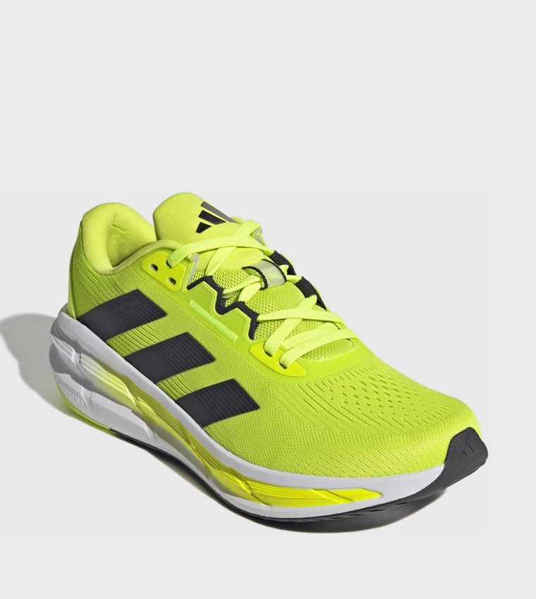 QUESTAR 3 Stripe Detail Lace-Up Running Shoes