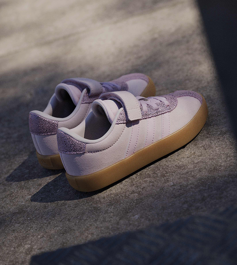 VL COURT 3.0 Lace-Up Sneakers