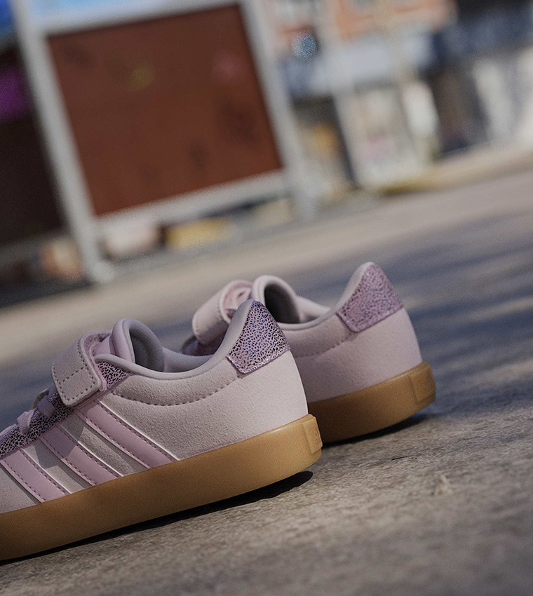 VL COURT 3.0 Lace-Up Sneakers