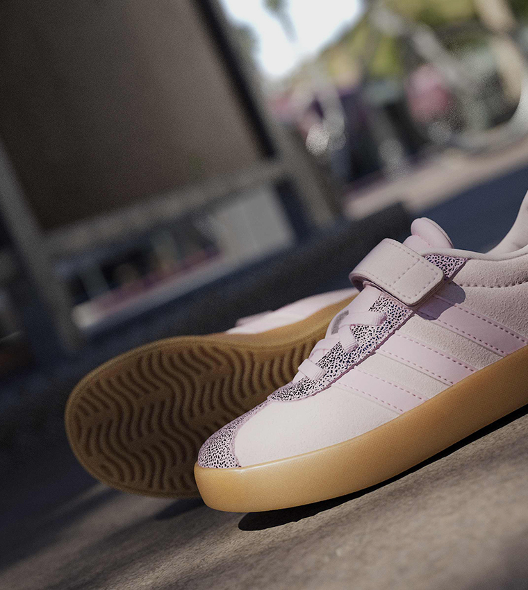 VL COURT 3.0 Lace-Up Sneakers