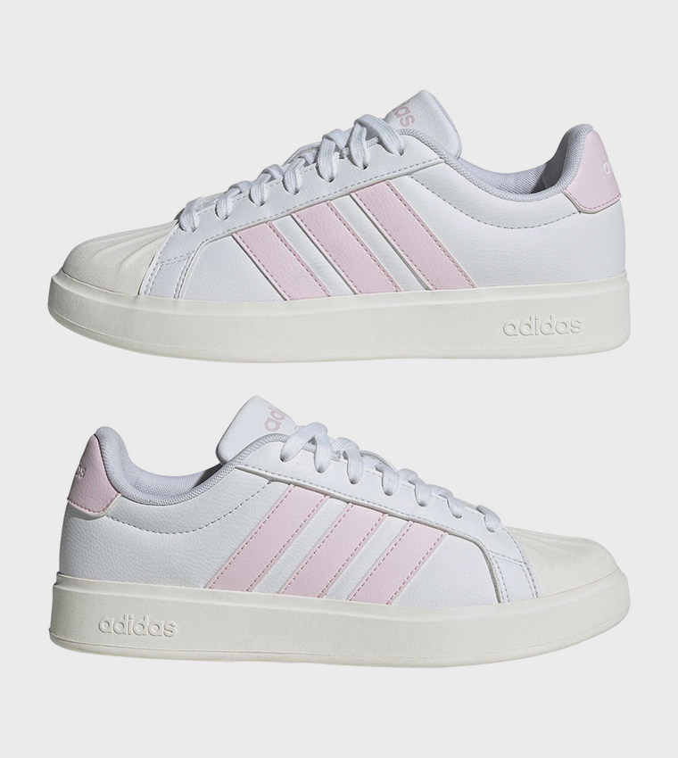 STREET TALK Lace-Up Sneakers