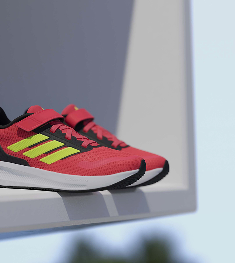 RUN FALCON 5 Runner Sneakers