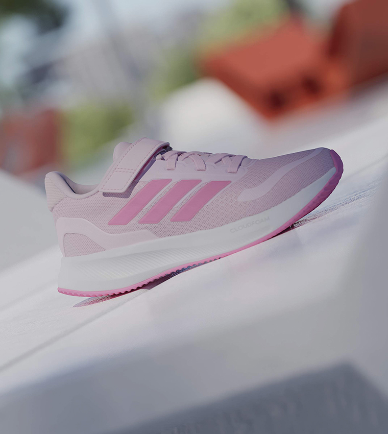 RUN FALCON 5 Runner Sneakers