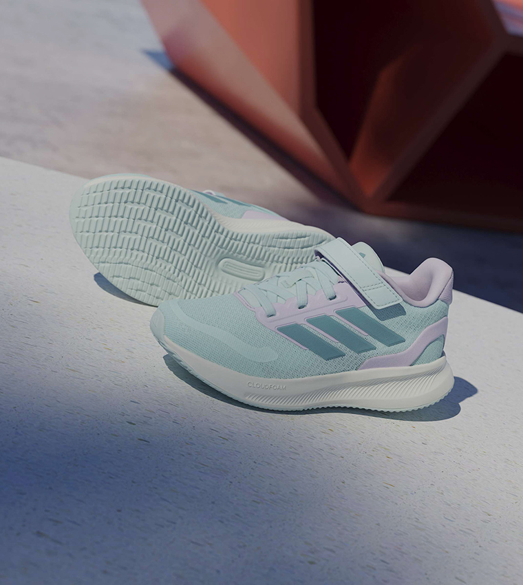 RUN FALCON 5 Runner Sneakers