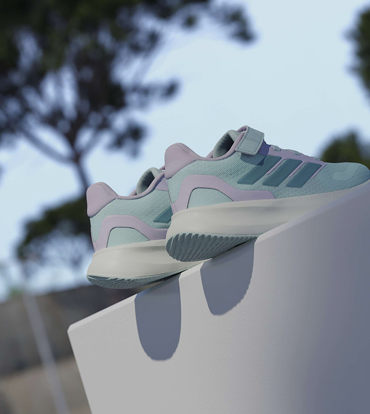 RUN FALCON 5 Runner Sneakers