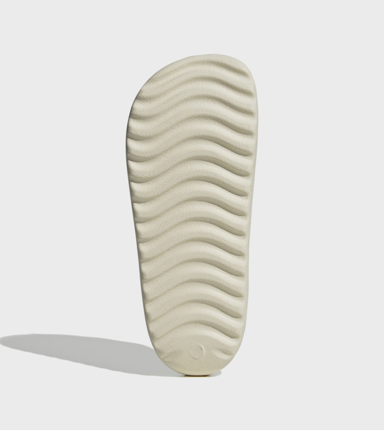 ADILETTE LUMIA Slides