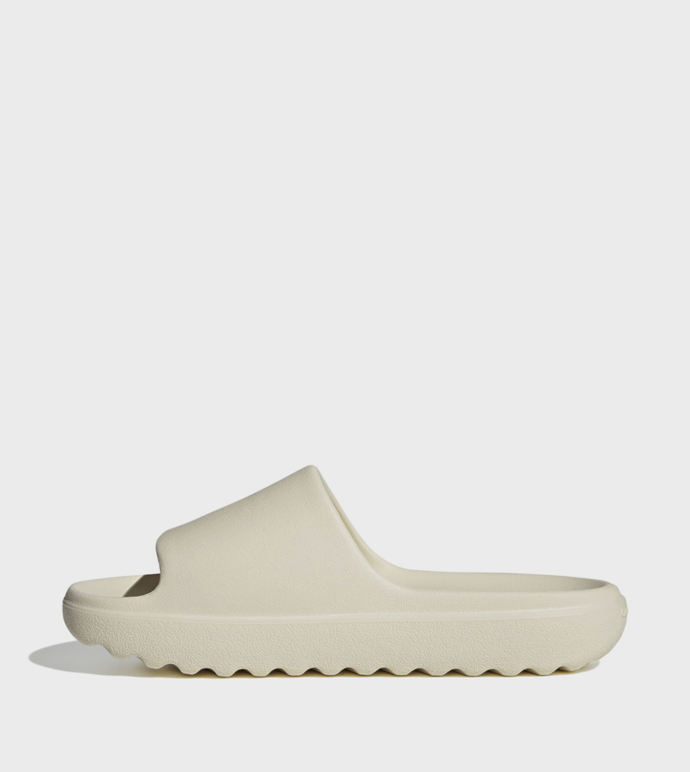 ADILETTE LUMIA Slides