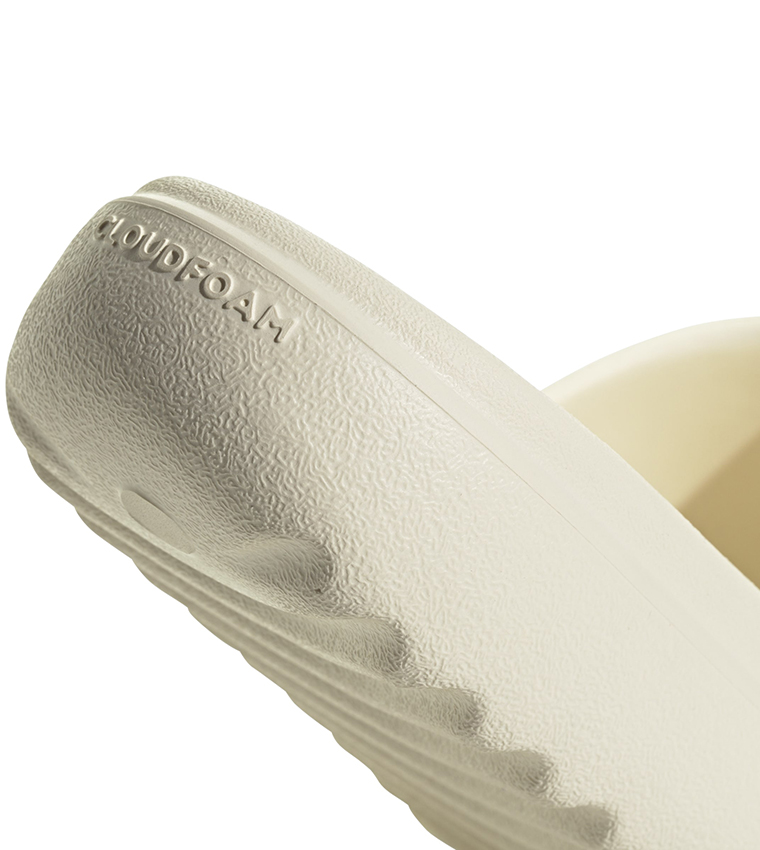 ADILETTE LUMIA Slides