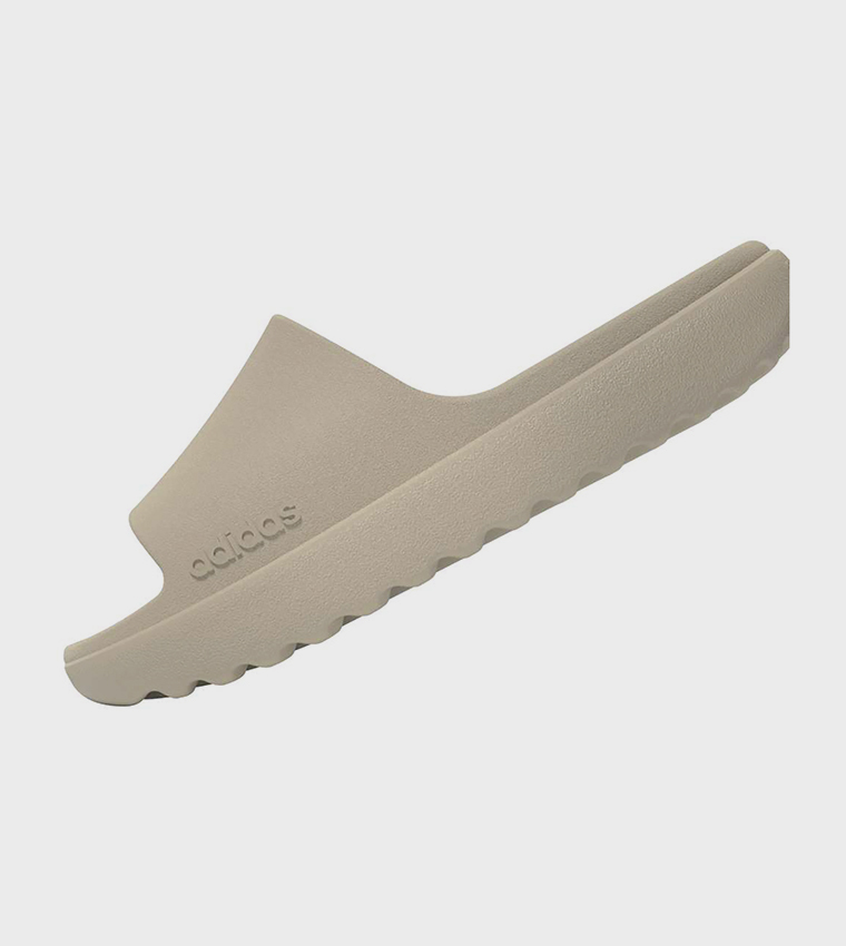 ADILETTE LUMIA Slides