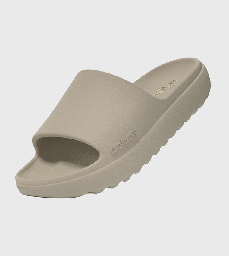 ADILETTE LUMIA Slides