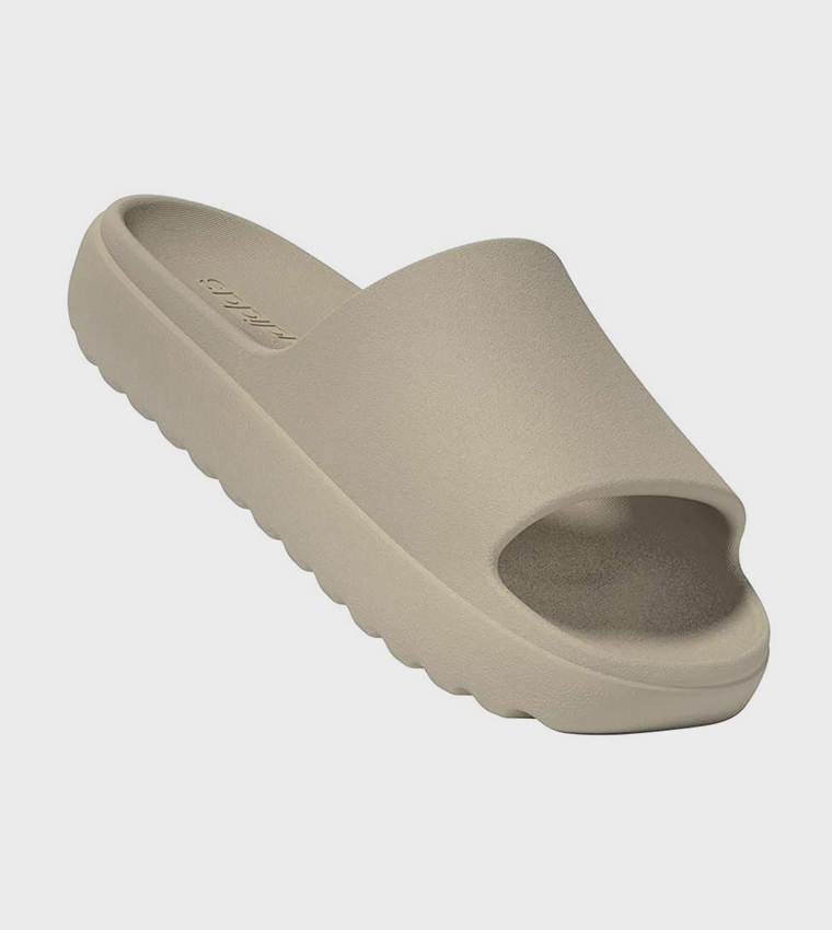 ADILETTE LUMIA Slides