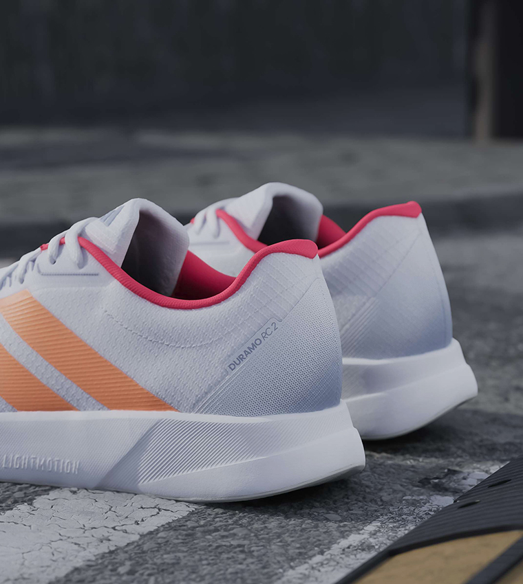 حذاء جري دورامو آر سي 2