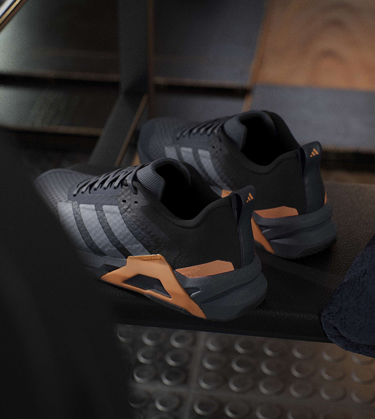 حذاء تدريب دروب سيت كنترول