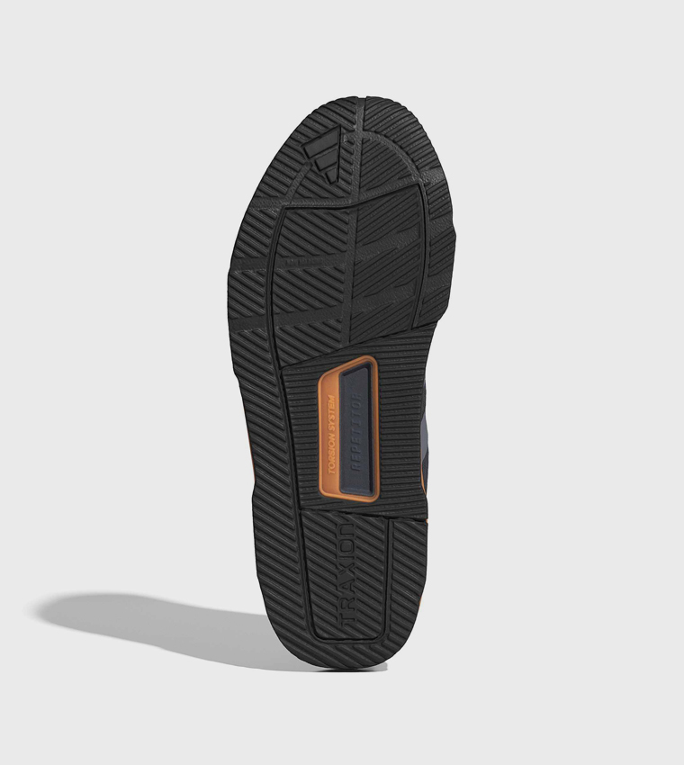 حذاء تدريب دروب سيت كنترول