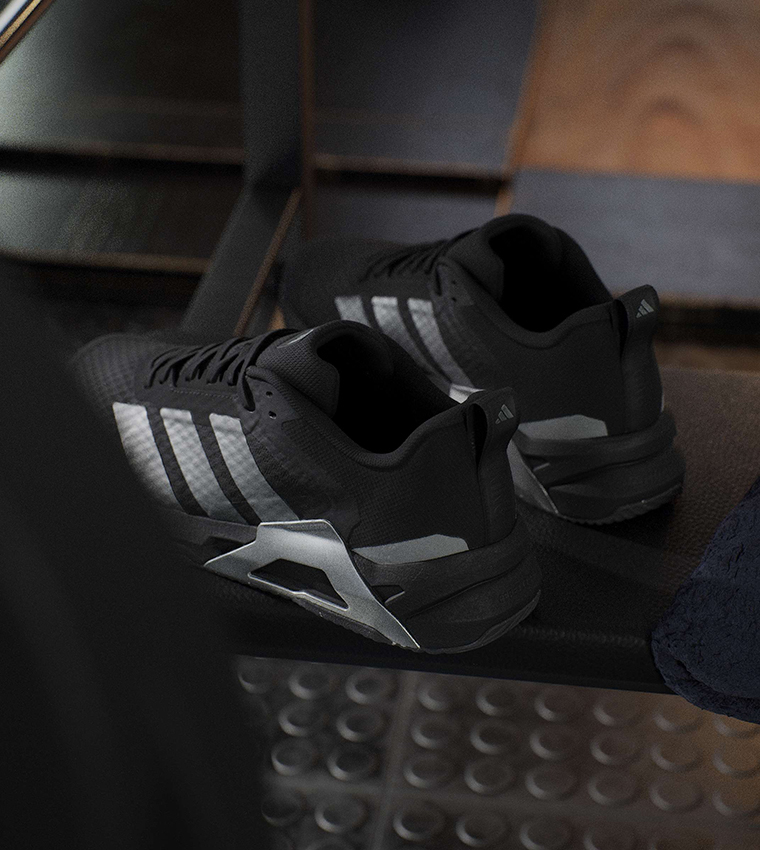 DROPSET CONTROL Training Shoes