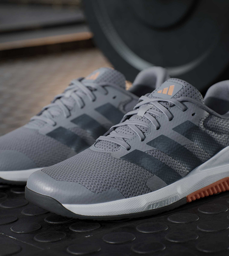 حذاء تدريب دروب سيت بيس