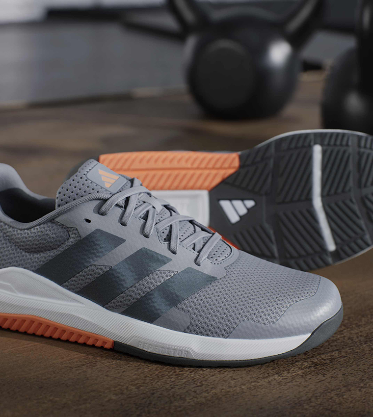 حذاء تدريب دروب سيت بيس