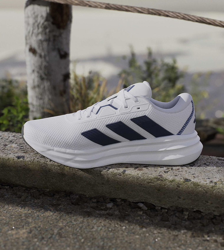 GALAXY 7 Running Shoes