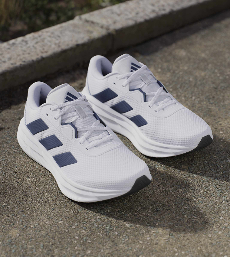 GALAXY 7 Running Shoes