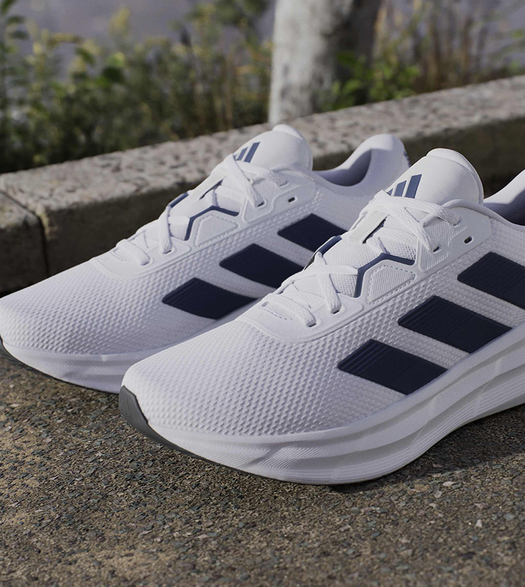 GALAXY 7 Running Shoes