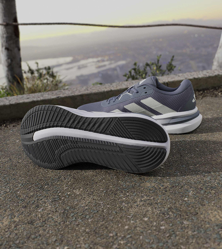 GALAXY 7 Running Shoes