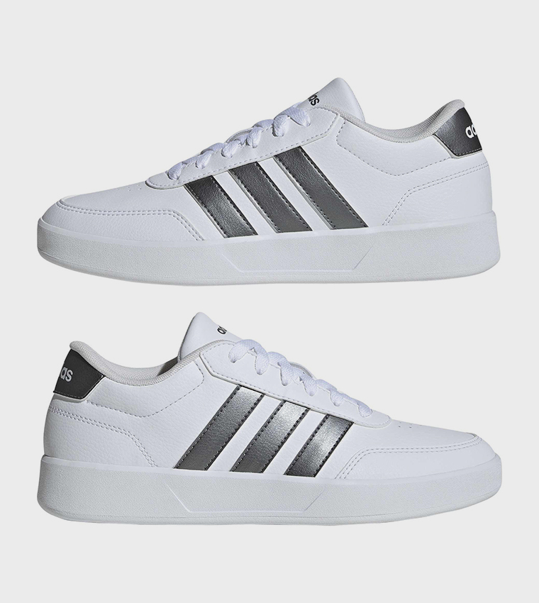 BREAKNET 3.0 Stripe Detail Lace-Up Sneakers