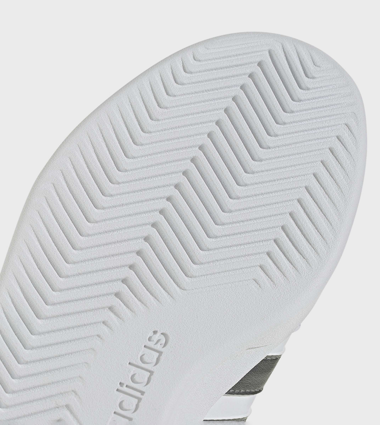 BREAKNET 3.0 Stripe Detail Lace-Up Sneakers