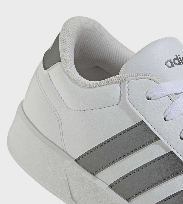 BREAKNET 3.0 Stripe Detail Lace-Up Sneakers